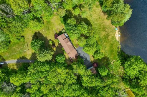 31 Sunset Ave, Concord NH 03301-2730 exterior