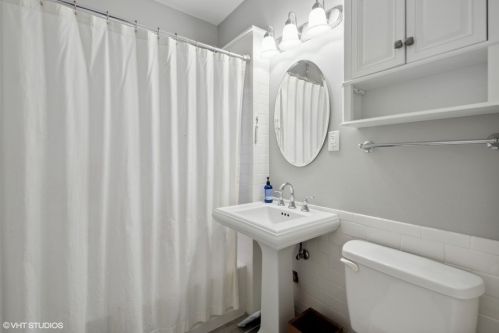 9813 Hoyne Ave, Chicago IL  60643-1728 exterior