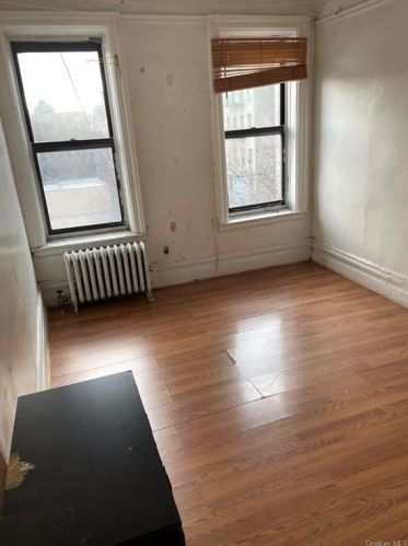 1383 Plimpton Ave, Bronx NY  10452-2425 exterior