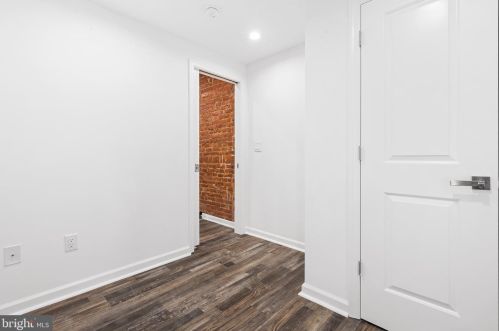 1911 Lawrence St, Philadelphia PA 19120-2808 exterior