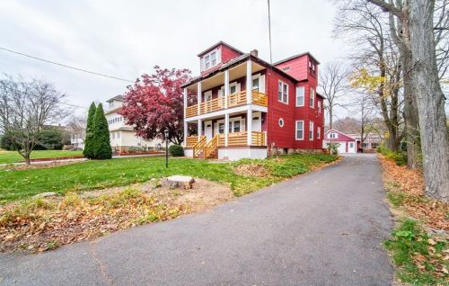 15 New Place St, Wallingford, CT 06492-2236