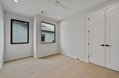 1807 Collier St, Austin TX 78704-2911 exterior