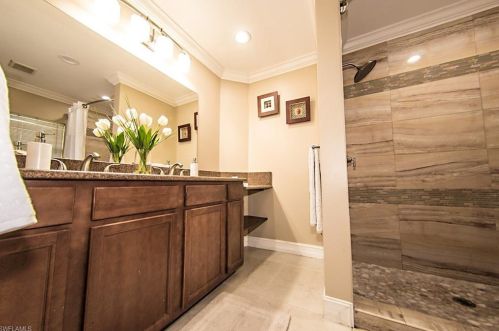 131 25 St, Naples FL 34117-3230 exterior