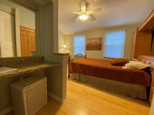 3269 Dawson St, Pittsburgh PA 15213-4536 exterior