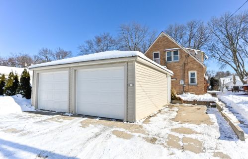 2815 88th St, Milwaukee WI  53222-4647 exterior