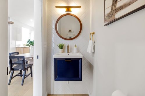 5105 Holmes St, Pittsburgh PA  15201-2433 exterior