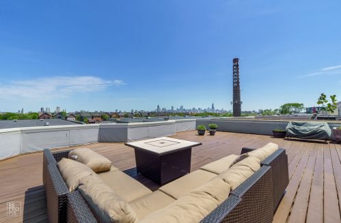 2756 Wolcott Ave, Chicago IL 60614-1080 exterior