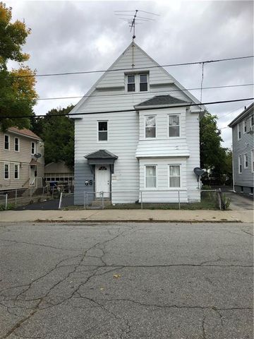 136 Prudence Ave, Providence RI  02909-5435 exterior