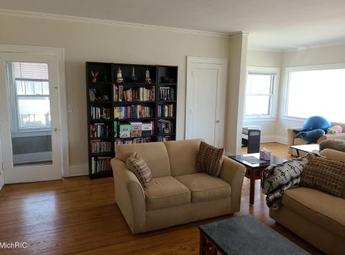 455 Lovell St, Kalamazoo MI 49007-4635 exterior