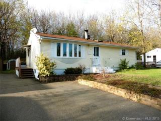10 Magnolia Dr, Enfield, CT 06082-2016