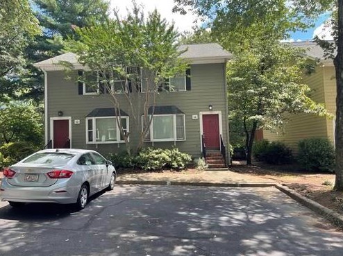 14 Holly Downs Ct, Atlanta, GA 30318-5358