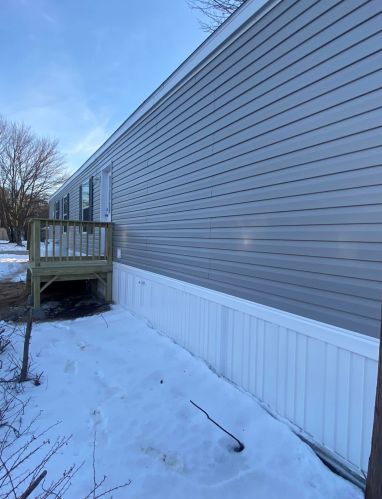 29 Hazel Dr, Concord NH 03301-3426 exterior