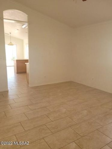 10211 Paseo Juan Tabo, Tucson AZ  85747-5260 exterior