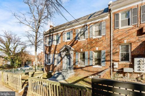 1600 18th St, Washington DC  20009-2510 exterior