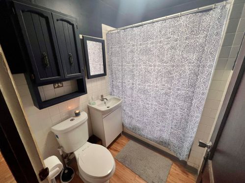 3433 Burrell St, Milwaukee WI 53207-3345 exterior