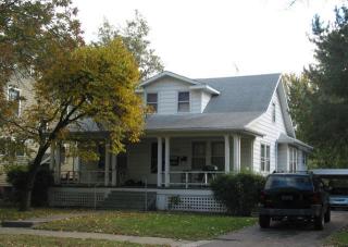704 Maine St, Lawrence KS  66044-2342 exterior