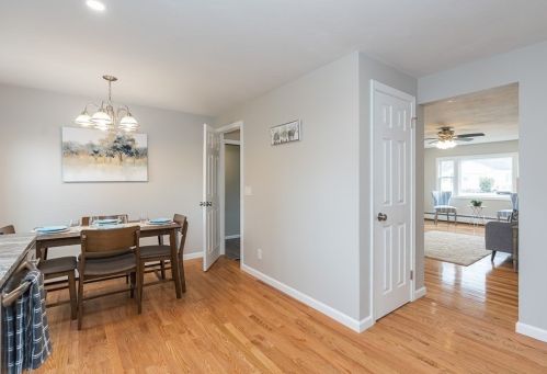 109 Bretton Rd, Springfield MA 01119-2805 exterior