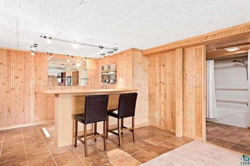 426 Faribault St, Duluth MN 55803-1733 exterior