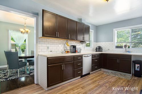 2412 Mccracken St, Meskegon MI 49441-1445 exterior