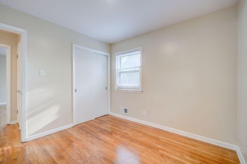 7800 Palmetto Ave, Milwaukee WI  53218-3750 exterior