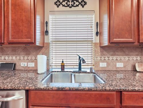 17415 Rainer Vly Ln, Humble TX 77346-8249 exterior