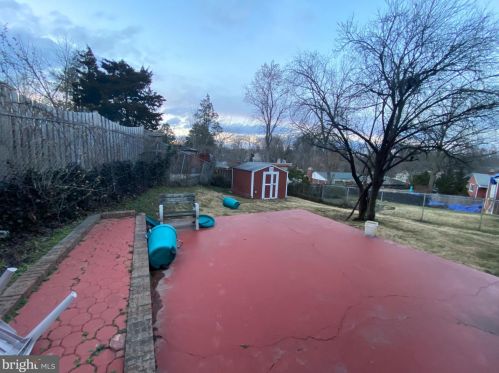 802 Hayward Ave, Silver Spring MD 20912-5808 exterior