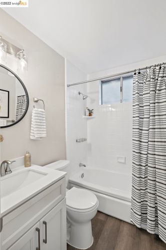 3213 Ida Dr, Concord CA  94519-2136 exterior