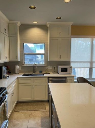 12833 Council Bluff Dr, Austin TX  78727-2619 exterior