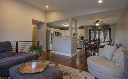 8 White Meadow Rd, Rockaway NJ  07866-1903 exterior