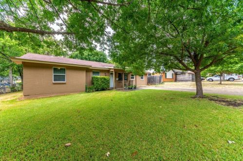 13215 Blossomheath Ln, Dallas TX  75240-5707 exterior