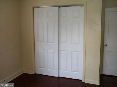 242 Avon Rd, Chester PA 19015-3308 exterior