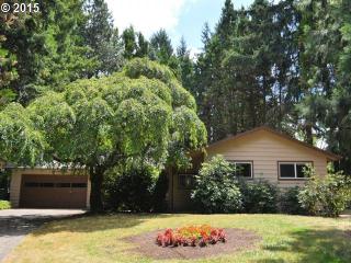 710 110th Ave, Portland, OR 97229-6104