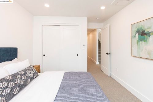 636 Kains, Berkeley CA 94706-1219 exterior