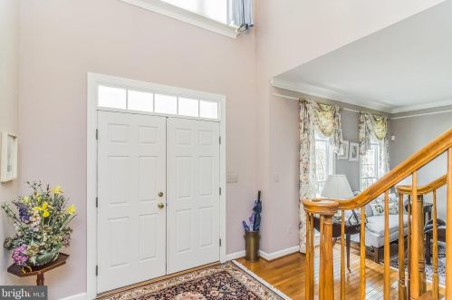 13606 Mt Prospect Dr, Rockville MD 20850-3510 exterior