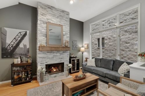 1646 Julian St, Chicago, IL 60622-2282