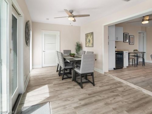 698 99 Ave, Naples FL 34108-2230 exterior