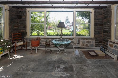 10 Ardmore Ave, Ardmore PA 19003-1017 exterior