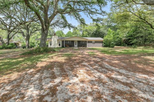 12290 Us Highway 90, Defuniak Springs, FL 32433-6946