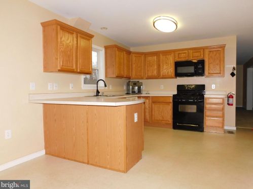 419 California Trl, Browns Mills NJ  08015-5638 exterior