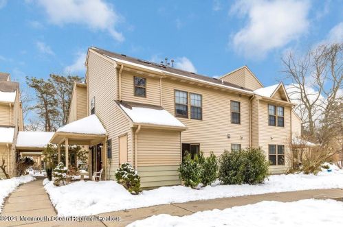 206 Daisy Ct, Jackson Twp, NJ 08527-2583