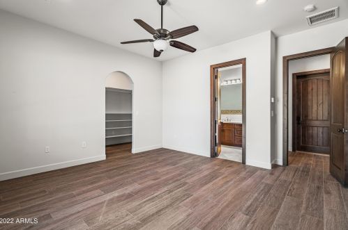 36648 27th Ave, Phoenix AZ 85086-8747 exterior