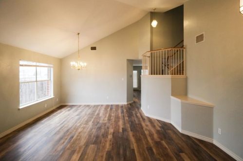 15300 Ecorio Dr, Austin TX  78728-3500 exterior