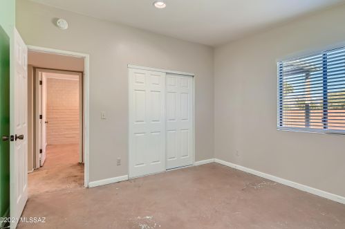 8731 7 St, Tucson AZ 85719-5507 exterior