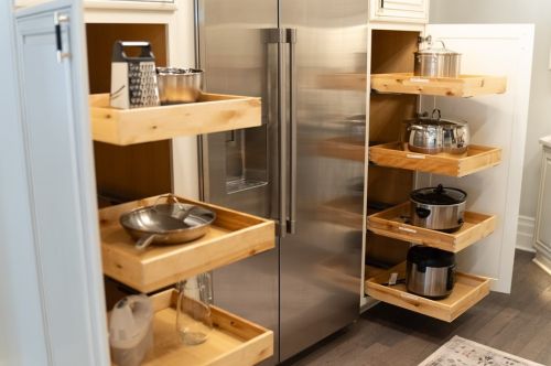 5532 Forbes Ave, Pittsburgh PA  15217-1126 exterior