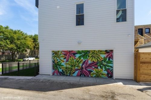 715 48th St, Chicago IL 60609-1803 exterior