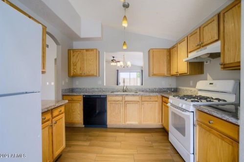 25830 64th Ave, Phoenix AZ  85083-1014 exterior