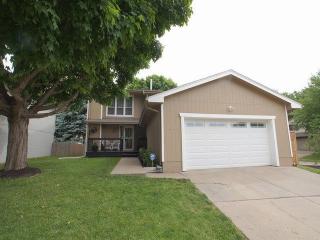 6105 116 Cir, Omaha NE  68164-1430 exterior