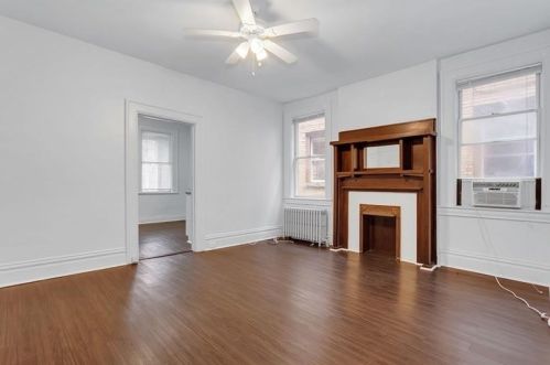 824 Beatty St, Pittsburgh PA  15206-2112 exterior