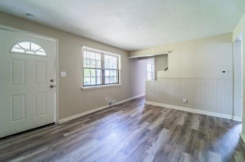 223 Auburn St, Pittsburgh PA  15206-3209 exterior