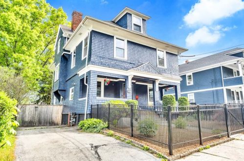 62 Rochambeau Ave, Providence, RI 02906-1908